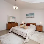 Family Spacious Apartament Split