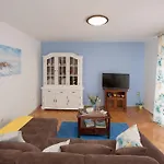 Family Spacious Apartament Split