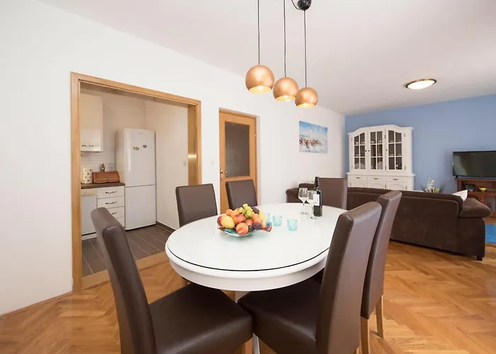 Family Spacious Split