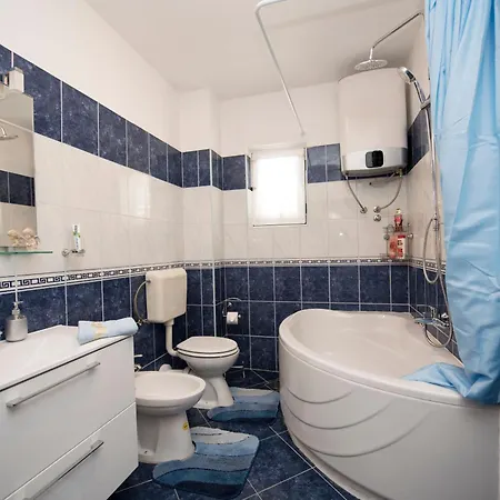 Lägenhet Family Spacious