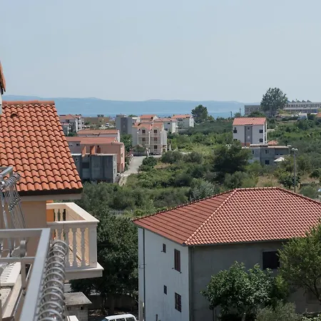 Lägenhet Family Spacious