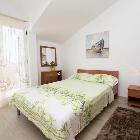 Family Spacious Lägenhet