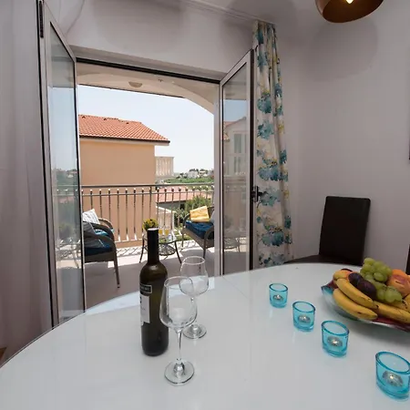 Lägenhet Family Spacious