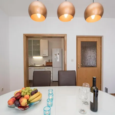 Family Spacious Lägenhet *