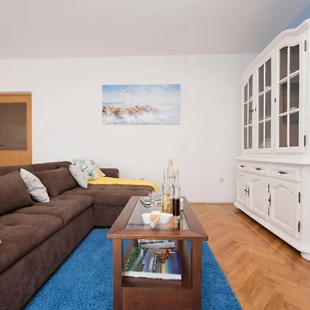 Family Spacious Split