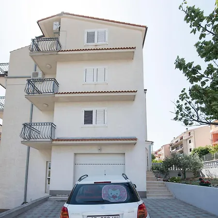 Lägenhet Family Spacious Split