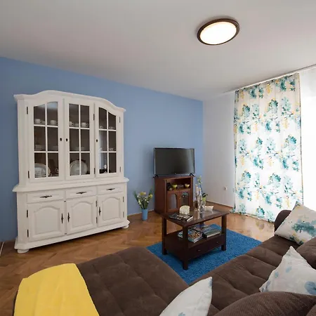 Family Spacious Lägenhet