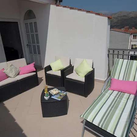 Family Spacious Split