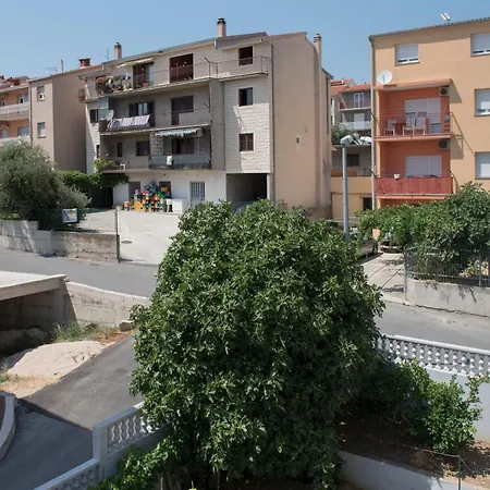 Lägenhet Family Spacious Split