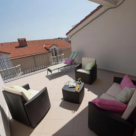 Family Spacious Split