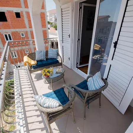 Family Spacious Lägenhet