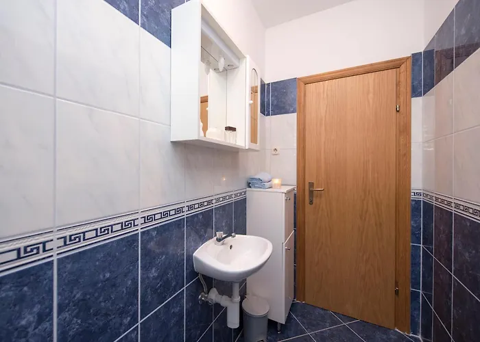 Family Spacious Split