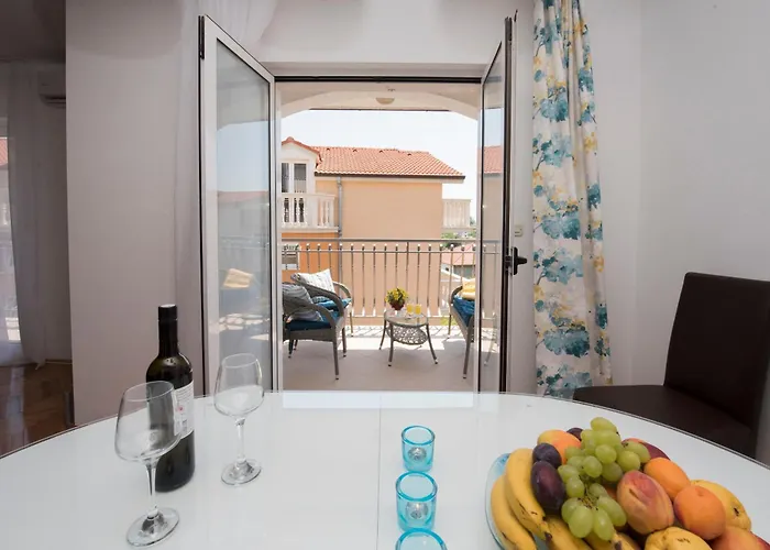 Family Spacious Apartman *